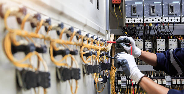 Professional Electrician technician working in Fullerton, PA